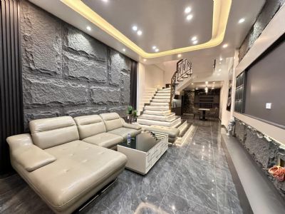 Nhà đẹp có sân cổng, độc lập xây mới 65m2 x 4 tầng tại phố Trần Nguyên Hãn Hải Phòng