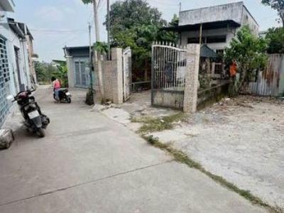Cần gấp căn nhà hố nai,Gần chợ Chiều Thanh Hoá ,đường xe hơi .
