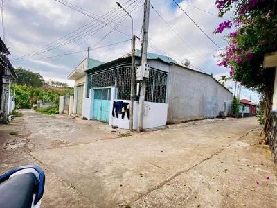 Bán lô đất hẻm Phan Đình Phùng Ngay cầu Phan Đình Phùng Pleiku