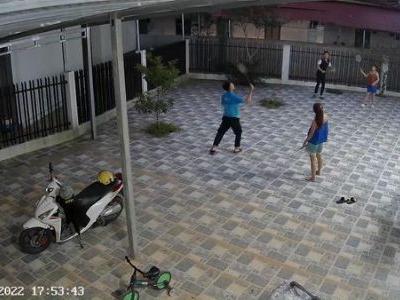 Cho thuê phòng trọ 1tr 1 tháng bao gồm: phòng khép kín 20m2 ngõ 327 sn 102, đường Kim Đồng Yên Baí