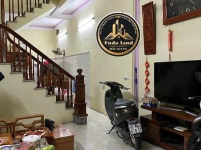 Chính chủ chuyển đổi bán 3 tầng - KDCS3 - P Trần nguyên hãn Bắc Giang