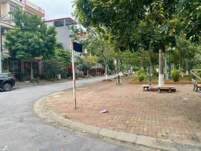 Duy nhất 1 lô view vườn hoa Tông Đản làn 2 đường Âu Cơ - Kinh Bắc - TP Bắc Ninh