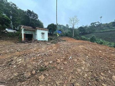 Đất đại từ phục linh giá rẻ ngã ngửa luôn đây 510tr cho 2000m đất có 400tc