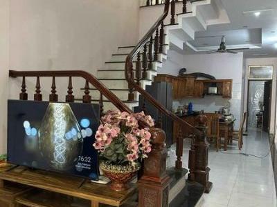 Bán nhà 3 tầng xây mới tại mặt đường phố Tân Hà, TP Tuyên Quang