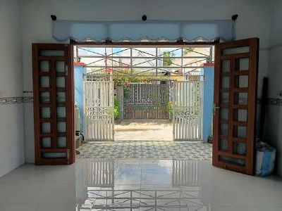 CHÍNH CHỦ, cần bán căn nhà góc 2 mặt tiền đường nhựa mỗi bên rộng 4m Phường 5. Tp Trà Vinh