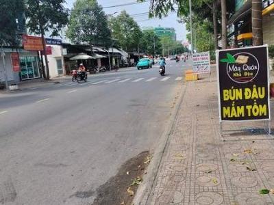 Cho thuê nhà mặt tiền đường Nguyễn công Bình Mỹ Tho cách siêu thị Go 600m
