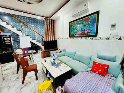 Bán nhanh nhà 3 tầng hẻm Mai Xuân Thưởng - Vĩnh Hải Tp Nha Trang