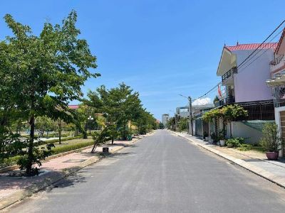 Chính chủ gửi bán lô đất vị trí trung tâm Đồng Hới, đối lưng đường 36m gần chùa Đại Giác
