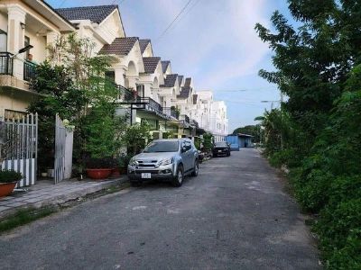 Bán Nguyên Lốc 10 nền hướng Đông Bắc, Khu Biệt Thự Ngọc VÂN, P3, Tp Vĩnh Long
