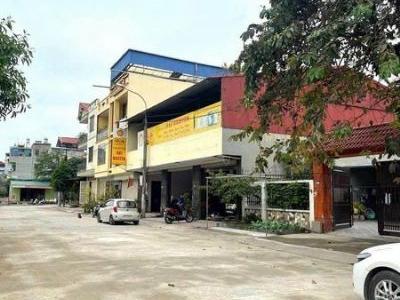 Nhà mới xây cho thuê Kinh  doanh và ở lâu dài tại phố Ngô Minh Loan Yên Bái