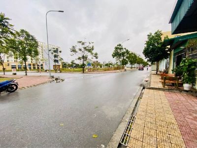 Cho thuê căn nhà C4 diện tích 4m x 17m = 68m2, tại địa chỉ số 37 đường Phú chung 1 - Phường Phú Sơn