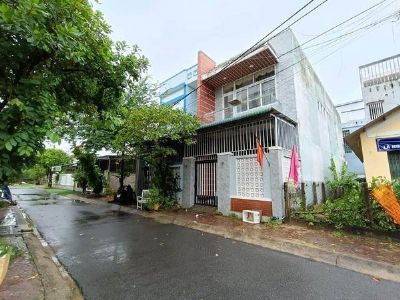 Bán nhanh nhà đẹp- Dọn vào ở ngay Hẻm Nguyễn Cư Trinh. Sát ngay khu Bàu Cả Thành phố Quảng Ngãi