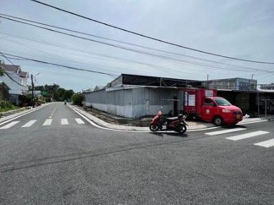 BÁN NHÀ GÓC 2 MẶT TIỀN KHU LIÊN KẾ 30 VÀNH ĐAI 2 PHƯỜNG 9 TP CÀ MAU