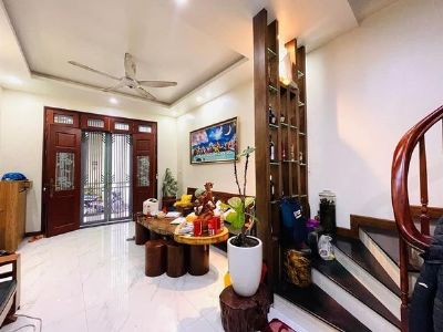 SIÊU MẪU LINH ĐÀM__ NHÀ ĐẸP Ở LUÔN
