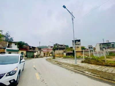 Bán lô góc 2 mặt tiền siêu đẹp tại TĐC Cao Thắng .