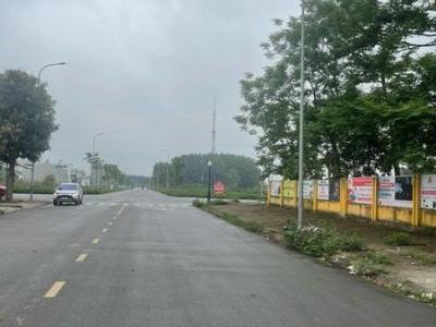 Gia đình đang cần tiền cho con đi du học muốn bán nhanh lô đất tại KDC cạnh Trường cấp 3 Giáp Hải