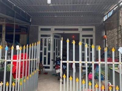 Chủ cần tiền nên bán gấp nhà và đất thuộc cụm dân cư Tân Thạnh, xã Tân Thạnh , huyện Thanh Bình