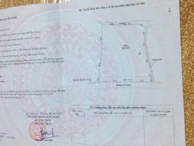 Cần bán lô vườn sẵn NHÀ và cây  ăn quả DT1070m(200m thổ cư) Mặt tiền 30m Kiên Lao Lục Ngạn