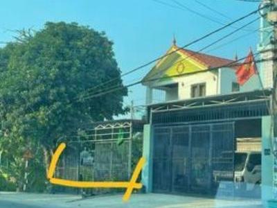 Cho thuê nhà nhà nguyên căn (thuê lâu dài). Đc. 211 F325 Đồng Hới Quảng Bình