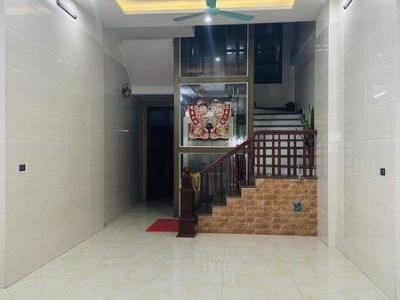 Cho thuê nhà 4 tầng lệch trung tâm Thành phố Bắc Giang
