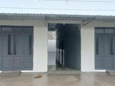 Em còn trống 3 phòng mới cất xong gần ĐH Trà Vinh  2 phòng đầu 1,5 tr 1 phòng trong:1,1tr