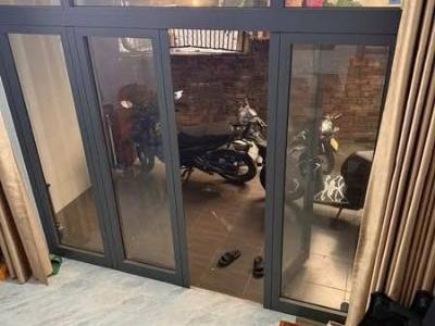 Cho thuê nhà gác đúc kiệt HUỲNH NGỌC HUỆ gần Mẹ Nhu, kiệt vào 2m5 gần đường chính