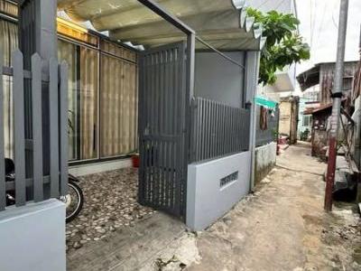 Cho thuê nhà hẻm Phan Bội Châu, P . P bình khánh , có sân rào