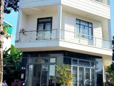CHO THUÊ NHÀ TRỆT LẦU SÂN THƯỢNG GÓC 2 MẶT TIỀN KDC HƯNG PHÚ - CÁI RĂNG - CẦN THƠ