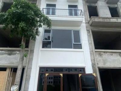 Cho Thuê nhà 5 Tầng. Hoàn thiện full nội thất Khu đô thị VCI Sky Garden