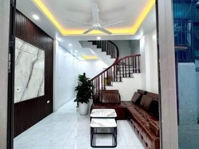 Cho thuê nhà 3 tầng mạn quang trung Thái Bình