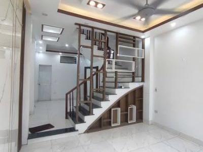 Cho thuê nhà 3 tầng ngõ 350 phan bá vành Thái Bình đối diện trường lái