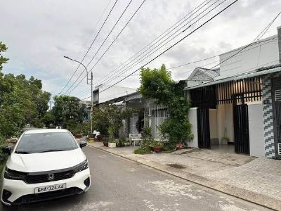 Bán nhà mặt tiền đường Lê Quang Định, Phường Vĩnh Quang, Rạch Giá, Kiên Giang
