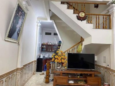 EM CÓ CĂN NHÀ ĐƯỜNG TRƯỜNG THI THANH HOÁ CẦN CHO THUÊ GIÁ RẺ