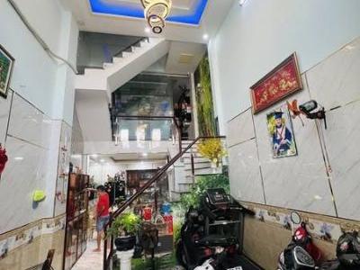 Loa loa Nhà Cao Cửa Rộng Trương Phước Phan - Bình Tân ( đoạn ra Tân Hoà Đông ) .