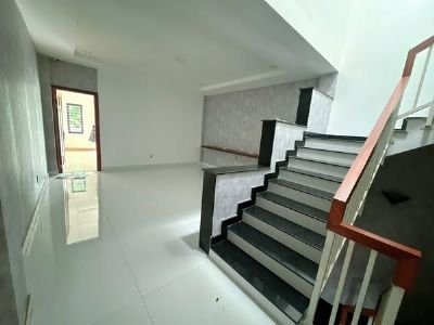 Cho thuê nhà 1 trệt 2 lầu khu đô thị Hưng Phú