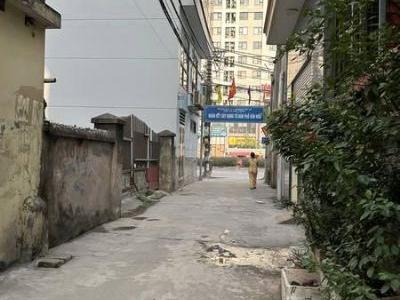 Chính chủ cho thuê nhà ngõ 174 Tam Trinh – 9 triệu/tháng