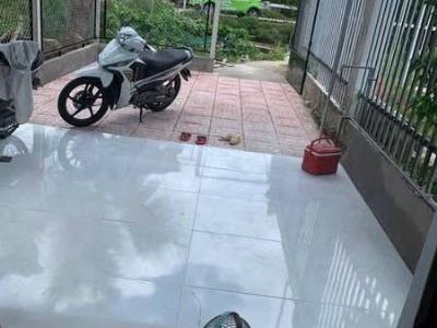 CHO THUÊ NHÀ NGUYÊN CĂN MỚI 99% TRUNG TÂM VỊ THANH, GẦN VINCOM Có Máy Lạnh