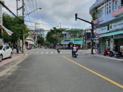 Bán nhanh nhà mặt tiền Âu Cơ , Phường Tân Tiến , Tp Nha Trang