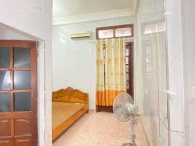 Cho thuê nhà nguyên căn ngõ 362 Giải phóng, Hoàng Mai