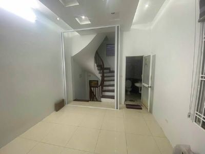 Cho thuê nhà riêng ngõ 3 đường Nguyễn Khánh Toàn Cầu Giấy