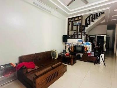Gia đình cần bán nhà 2 tầng gần chợ Lớn Hà Giang