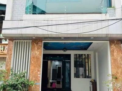 BÁN NHÀ 2 TẦNG TRỤC CHÍNH HÀ NHẬM – CHỢ MẬU LÂM – KHAI QUANG – VĨNH YÊN