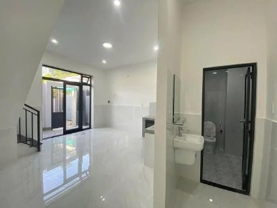 Cho Thuê nhà mới xây ngang 5m x10m