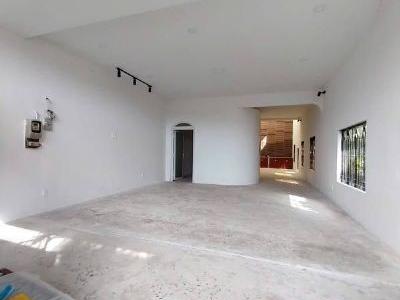 CHO THUÊ NHÀ 1 TRỆT 1 LẦU P4 TP VĨNH LONG