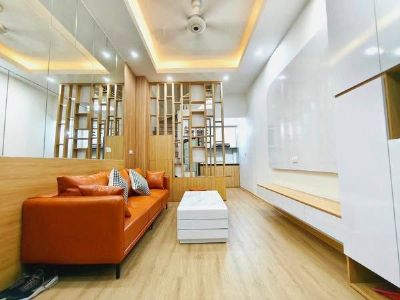 Nhà Đẹp Chỉ Việc Ở hàng hiếm giá 5.29 Tỷ ngay Gần Mặt Phố Giáp Bát, Kim Đồng,