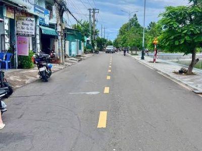 Bán Lô Đất Thổ Cư Vị Trí Đẹp...Mặt tiền vừa kinh doanh vừa View Thẳng Hồ Tôm Văn Thánh - Phú Tài