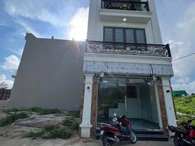 Chính Chủ Bán nhà mặt chính ngõ 20 thông ngõ 28 cao xanh.