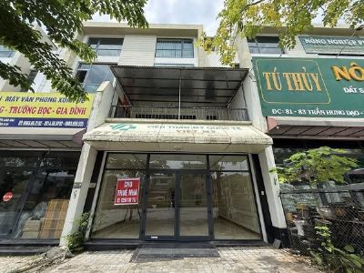 cho thuê nhà liền kề nguyên căn 4 tầng tại 079 đường đại lộ Trần Hưng Đạo gần toà nhà Tower The Man