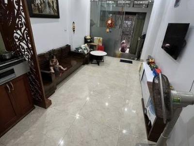 Chính chủ Cho thuê nhà nguyên căn gần Đại học công nghiệp, ĐH Thành Đô,QL32