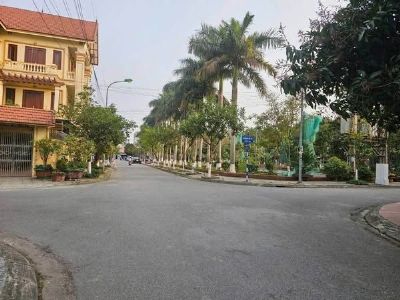 Chính chủ gửi bán lô đất TDC khu D Trần Lãm Thái Bình